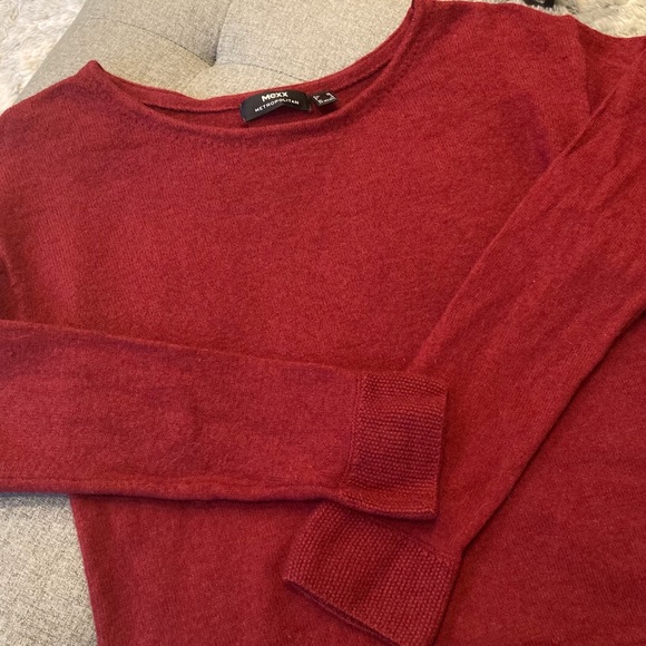 Mexx Maroon Sweater - Picture 1 of 4